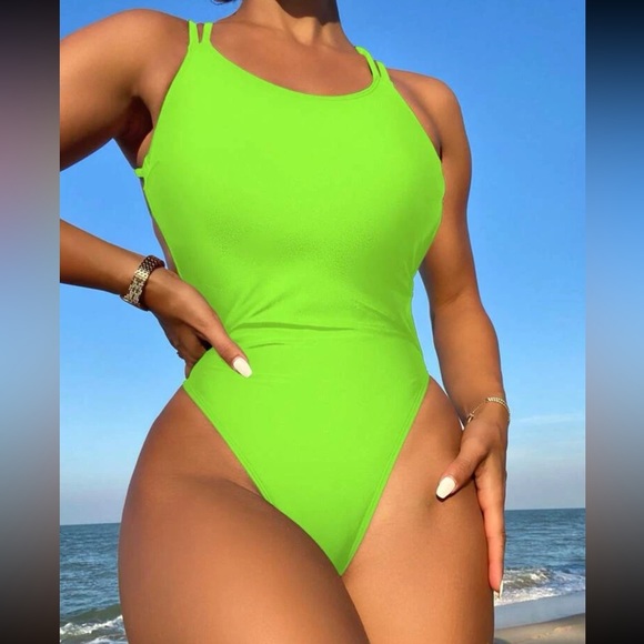 SHEIN Swimsuit Bundle - Picture 4 of 12